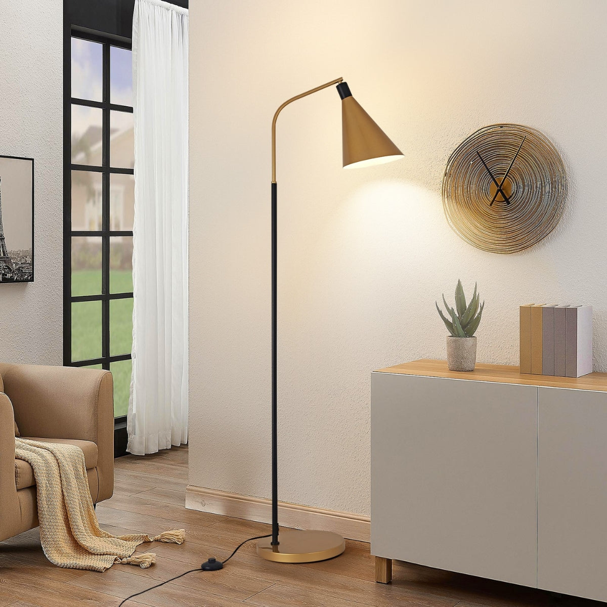 ContemporaryGold_BlackMetalFloorLamp-7