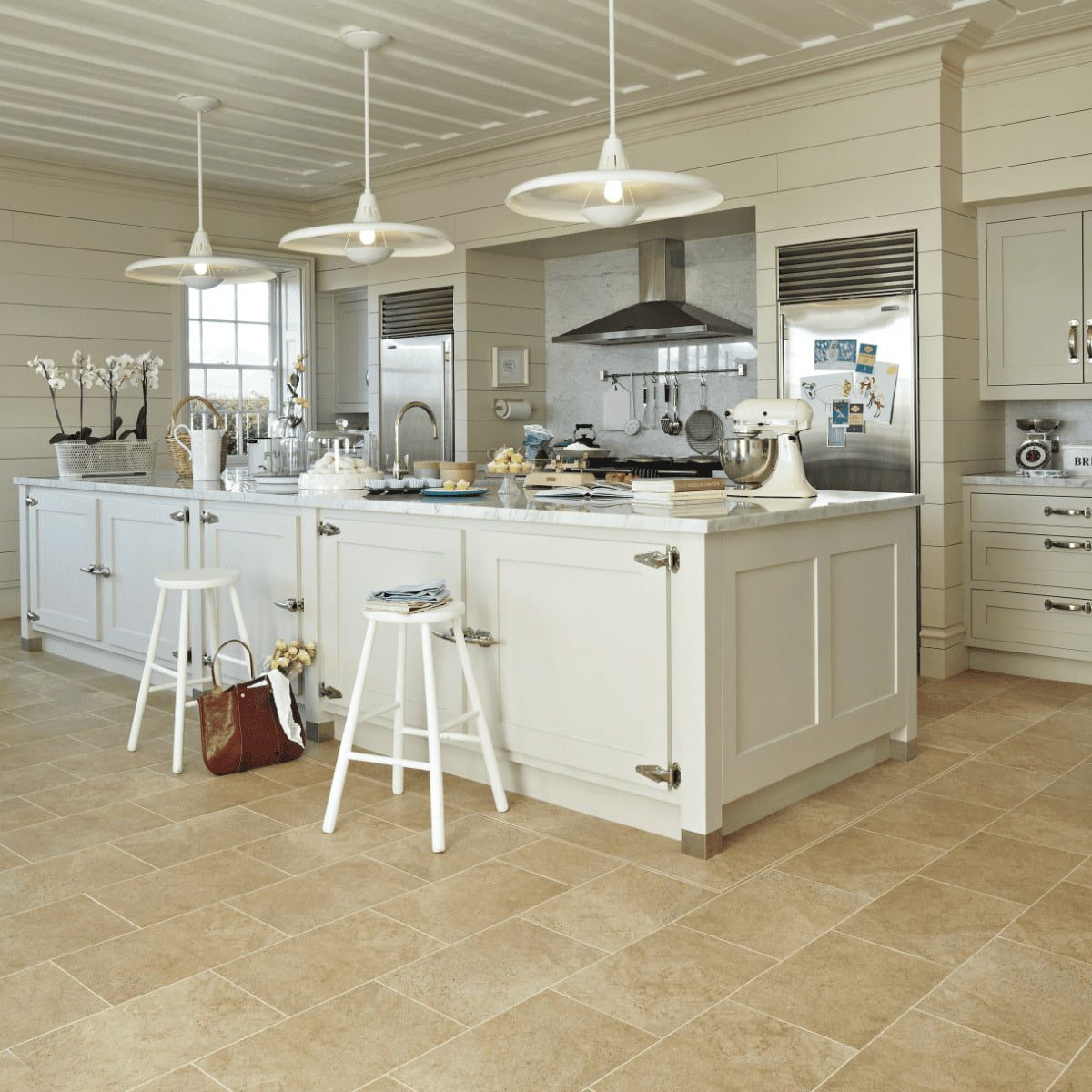 Knight Tile - Karndean