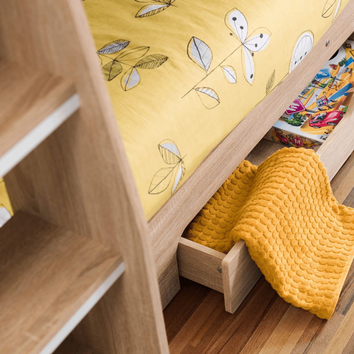 Ozzy bunk bed with shelves - 5