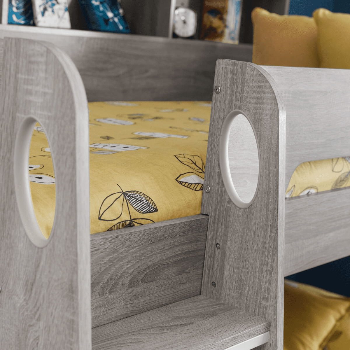 Ozzy bunk bed with shelves - 6