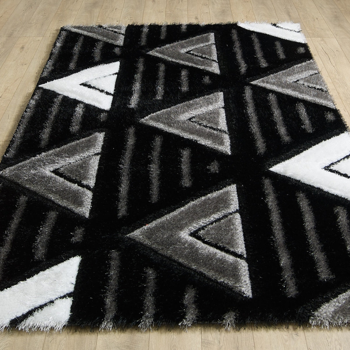 VenusAbstractBlackandGreyGeometricRug-3