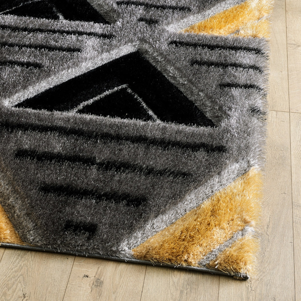 VenusGeometricGreyandGoldRug-3