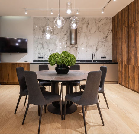 Round Dining Tables
