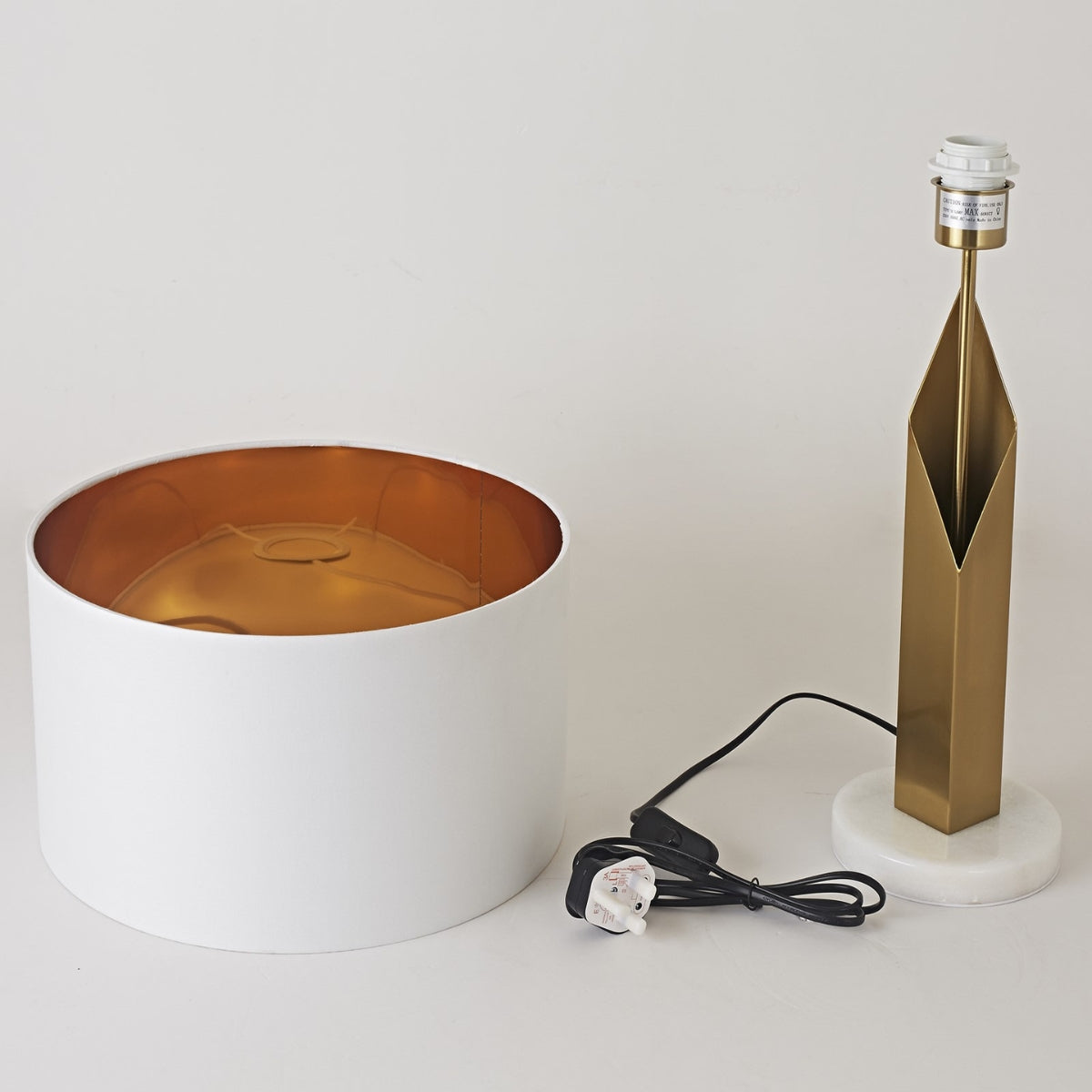ModernGold_WhiteTableLampwithMarbleBase-5