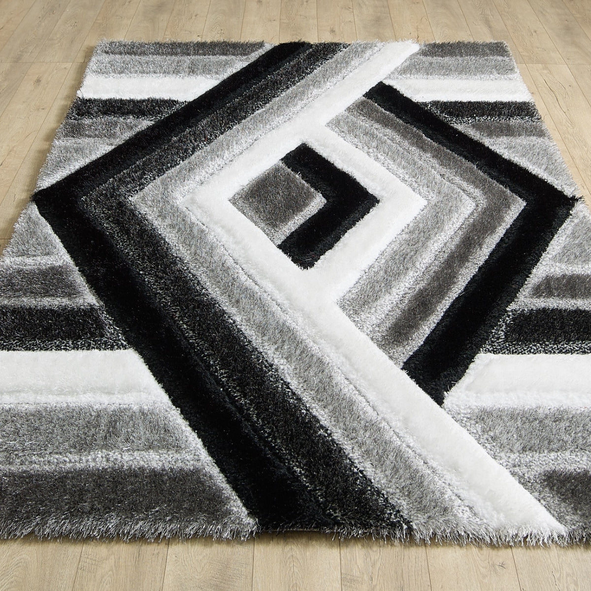 Saturn Black and Grey Abstract Diamond Pattern Rug