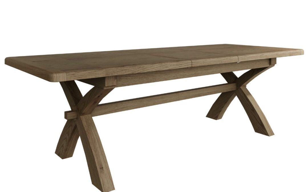 Halifax Oak Large Extendable Dining Table 2-2.5 M