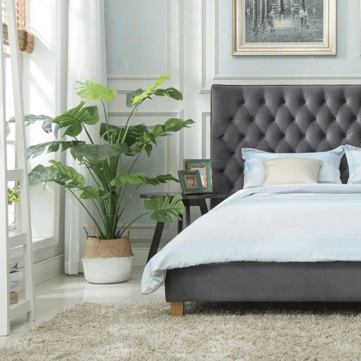 Tufted bed with deals diamonds