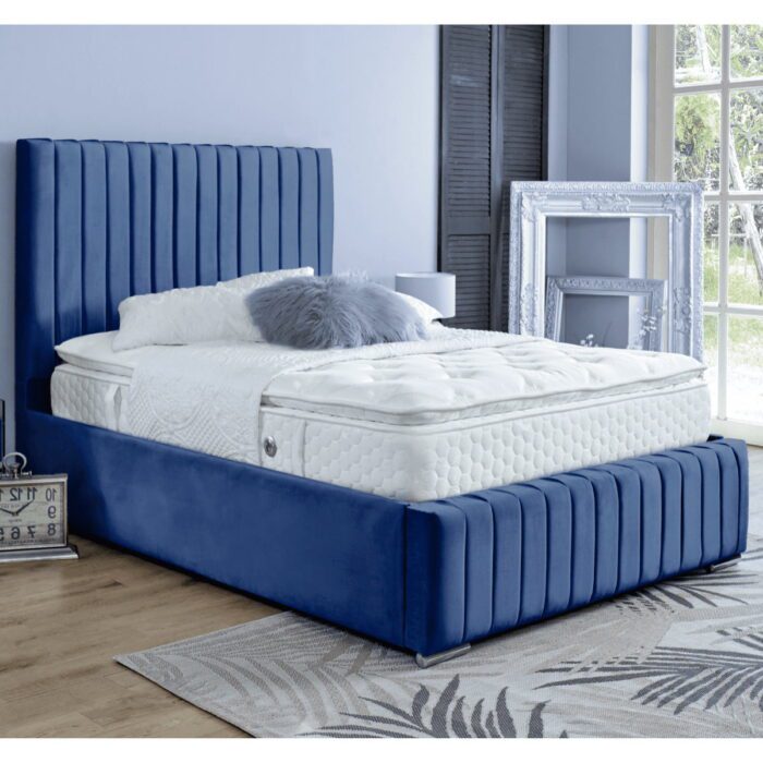 Savannah blue velvet bed - 1