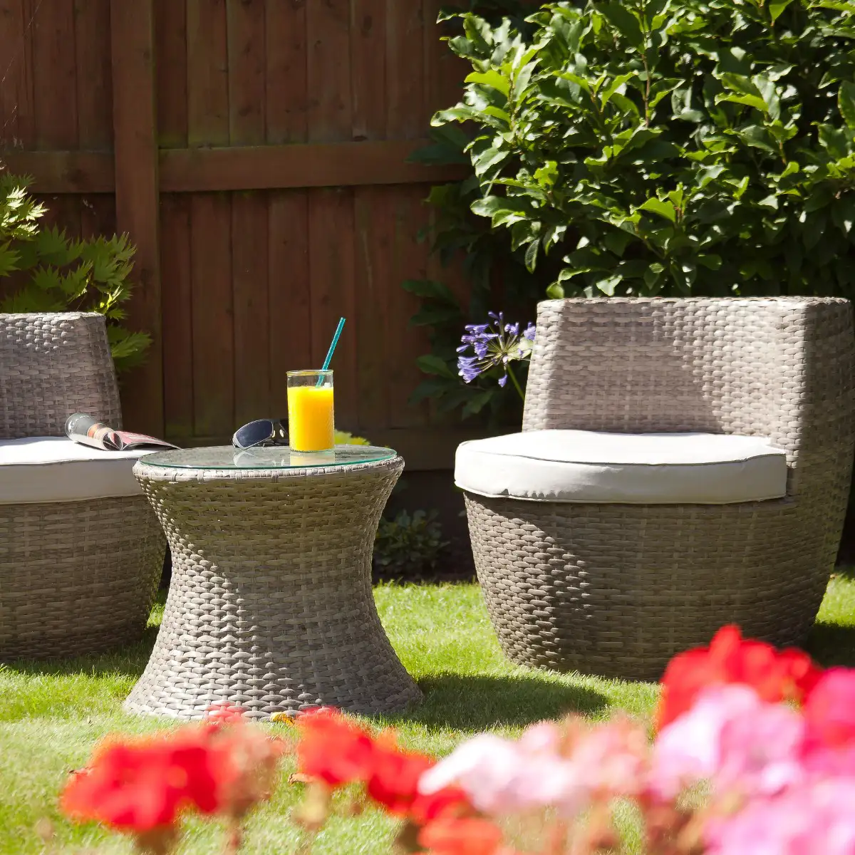 Trinidad Round Rattan Garden Bistro Set - 2